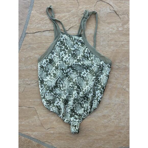 Free People Intimately Sz S Moss Green Nights Out Snakeskin Print Bodysuit - Picture 4 of 6